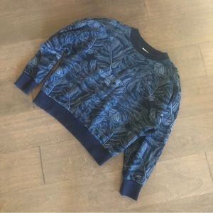 Gap navy blue and white leaf print sweatshirt
